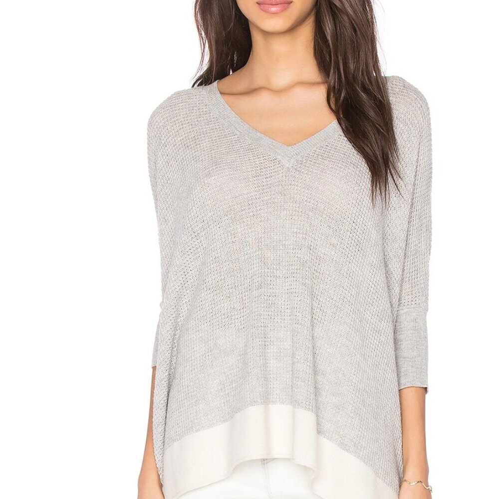 Splendid Cruz Color Block Sweater in Light Grey & Neutral. Size M/L NWT Revolve